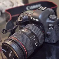 دوربین کنون 5D mark iv لنز ۲۴-۱۰۵ f4 تایپ ۲