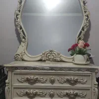 آیینه و دراور
