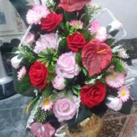 گل مصنوعی