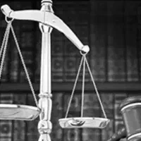 وکیل پایه یک دادگستری