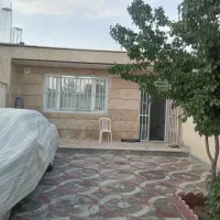 هم خانه
