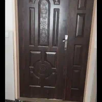 درب ورودی بدون چارچوب