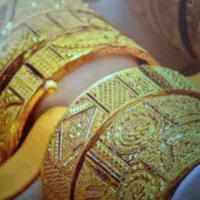 طلا خواستی بخری پولش با ما