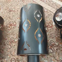 تعدادی دیواری و لوستر اویز‌ و تکی