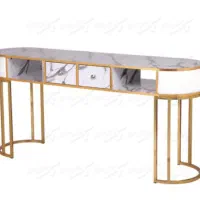 میزناخن،تخت مژه و میکاپ
