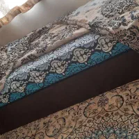 تخت کشویی ۲نفره و پاف۴پایه