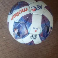 توپ فوتبال و کفش