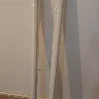 پایه و لامپ مهتابی