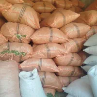 فروش یونجه خشک درجه یک  کیسه شده بار گیری از داراب