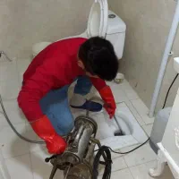 لوله بازکنی وتخلیه چاه  فاضلاب رفع نم بو رطوبت
