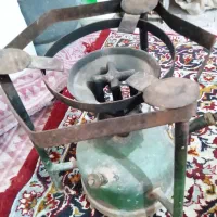 سنگ آسیاب وچراغ پریموس قدیمی