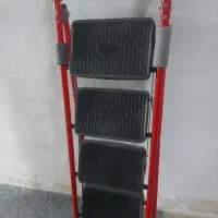 نردبان تاشو