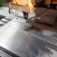 خدمات ماشین کاری تراش و فرز cnc و طراحی و ساخت|خدمات پیشه و مهارت|کرج, پیشاهنگی|دیوار