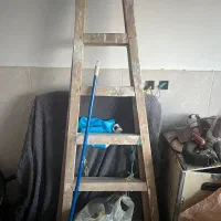 نردبان چوبی