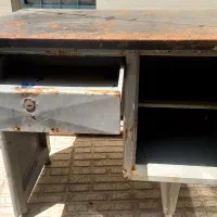 چهار پایه نقاشی و میز فلزی