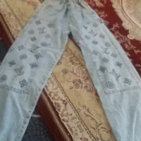 تعداد شلوار لی دخترانه فقط یک بار استفاده شده