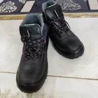 صندل و کفش ایمنی