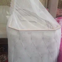 تخت کنار مادر برای نوزاد