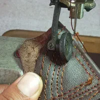 چرخ چرم دوزی و کفش دوزی بطر