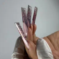 آموزش و خدمات تخصصی ناخن در کیش