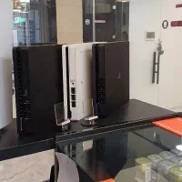ps5  و    ps4