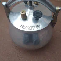 زودپز در حد نو کم استفاده شده