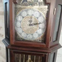 ساعت چوبی ایستاده
