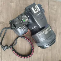 دوربین نیکون d5600  با لنز 85mm