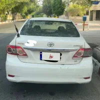 تاکسی تویوتا 2013