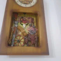 ساعت چوبی و شمعدان چوبی