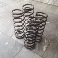 ۴ عدد فنر برش خورده اسپورت پراید+ دو عدد کمک عقب