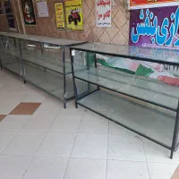 ویترین فلزی