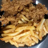 نیازمند پیک موتوری
