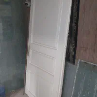 دوعدد درب چوبی به فروش میرسد