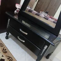میز کنسول دو کشویی با آینه در حد نو