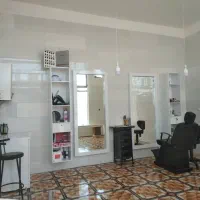 فروش فوری کلیه لوازم ارایشگاه