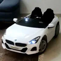 ماشین شارژی بی ام وی