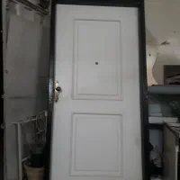 درب آپارتمانی