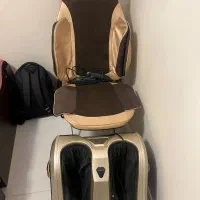 ماساژور صندلی شیاتسو به همراه ماساژور پا