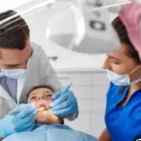 استخدام همراه با آموزش دستیاری دندانپزشک