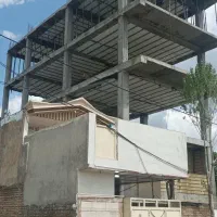 ۴طبقه رو پیلوت