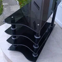 میز تلویزیون در حد نو،سالم