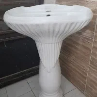 روشویی چینی  و یک عدد شیر ظرفشویی