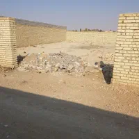 زمین-چهار-دیواری