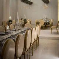 عمارت مجلل رزپلازا