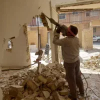 تخریب سقف دیوارهایی قدیی کف برداری حمام و آشپزخانه