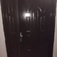 درب ورودی آپارتمان
