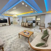 واحد خوش قیمت ۱۷۳ متری در گلسار