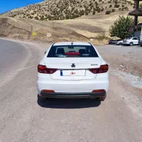 شاهین مدل ۱۴۰۰ سانروف دار