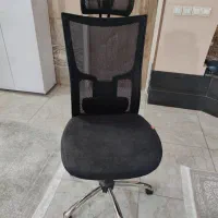 صندلی اداری طبی